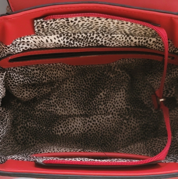 ALYSSA PURSE/BACKPACK  π₯ - Picture 9 of 16